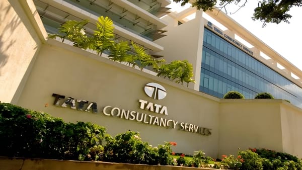 Unpacking the tcs buyback bonanza 2023 a strategic windfall for shareholders, figure 1
